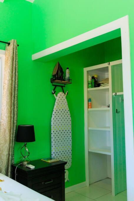 Maggie'S Inn Soufrière Exteriér fotografie